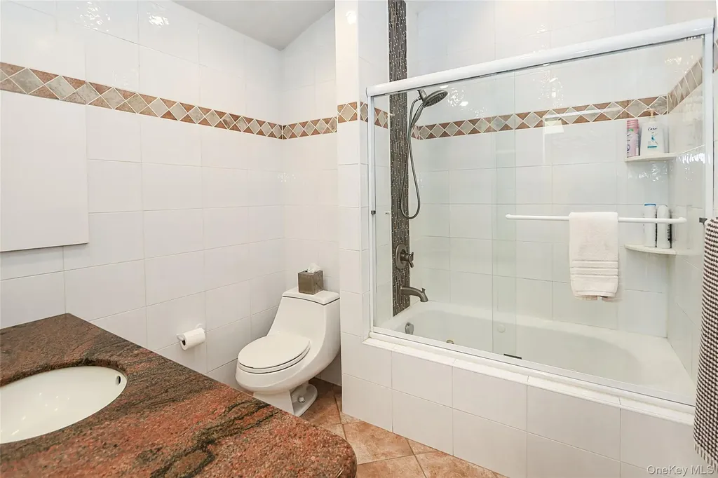 3526 Daniel Crescent Baldwin Harbor NY 11510