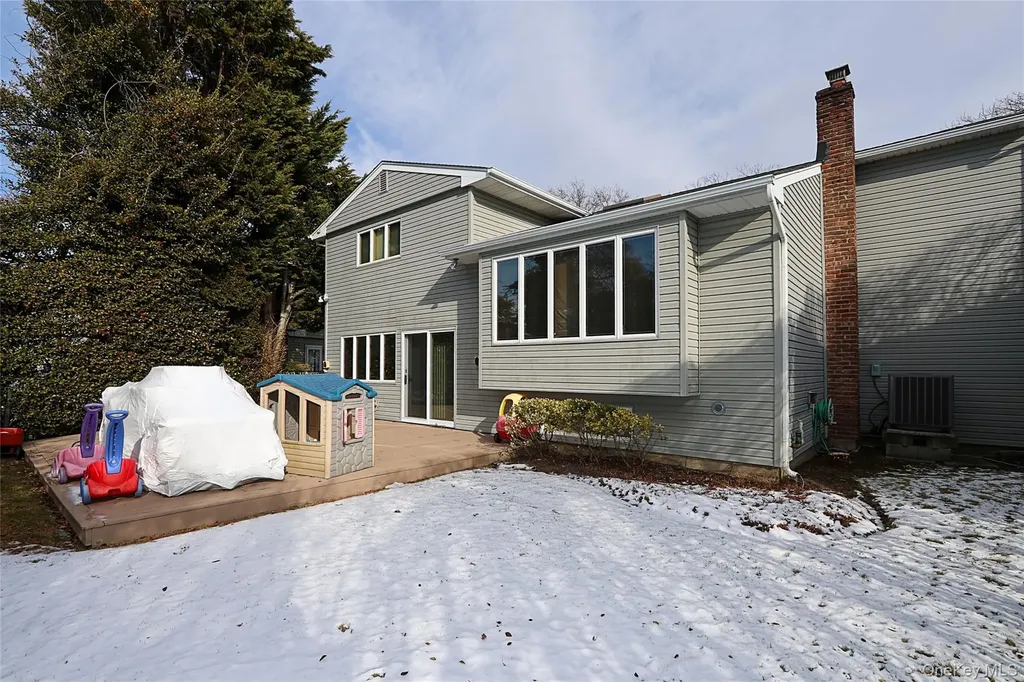 3526 Daniel Crescent Baldwin Harbor NY 11510