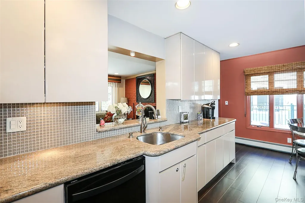 3526 Daniel Crescent Baldwin Harbor NY 11510