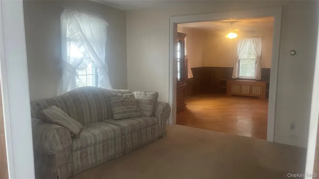 22 Eton Street Valley Stream NY 11581