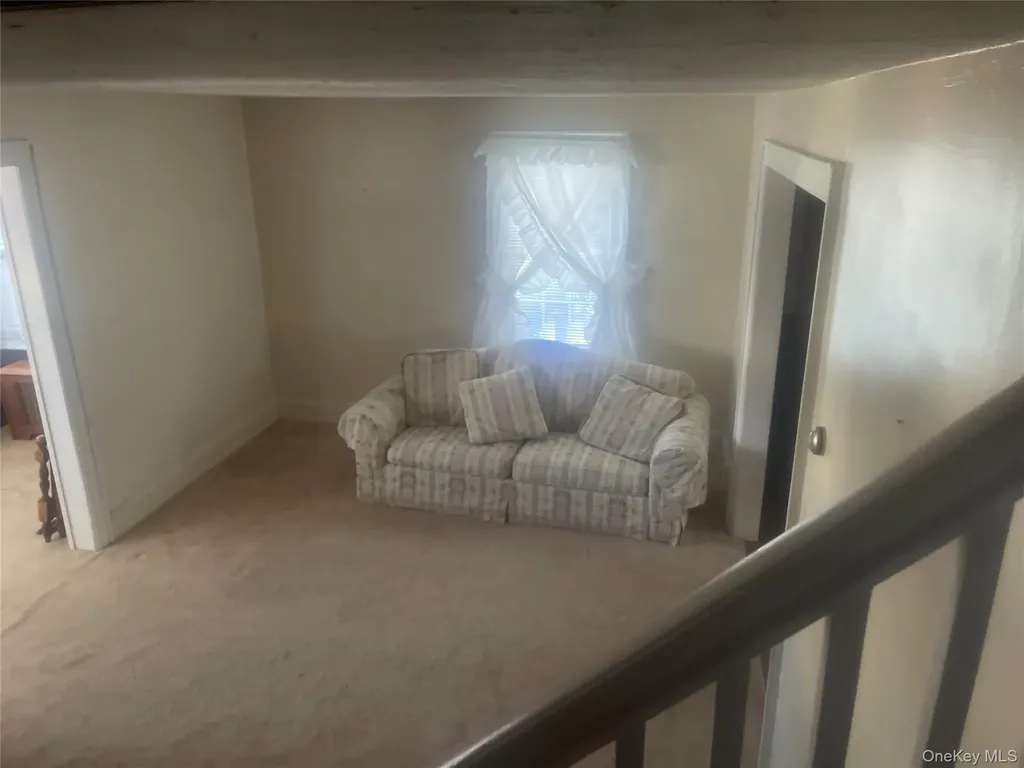 22 Eton Street Valley Stream NY 11581