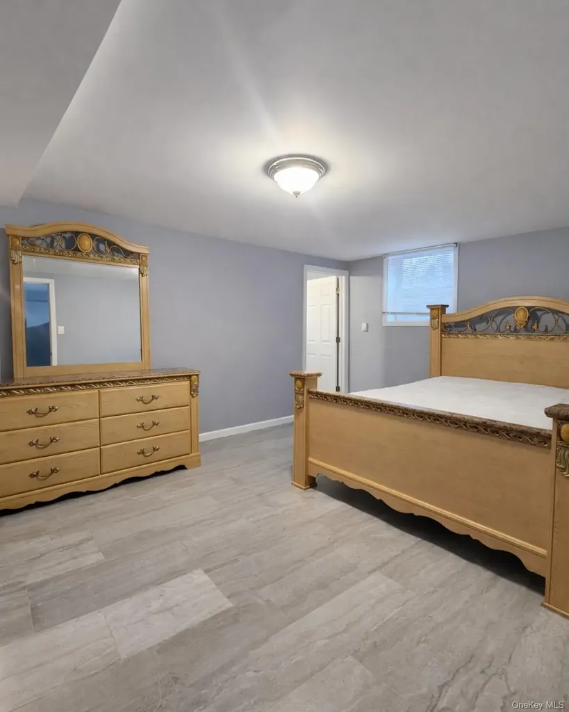 39 Musket Drive Shirley NY 11967