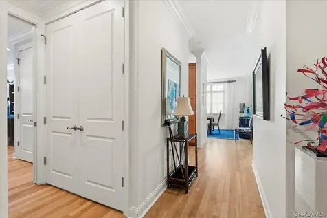 1 Christie Place Scarsdale NY 10583
