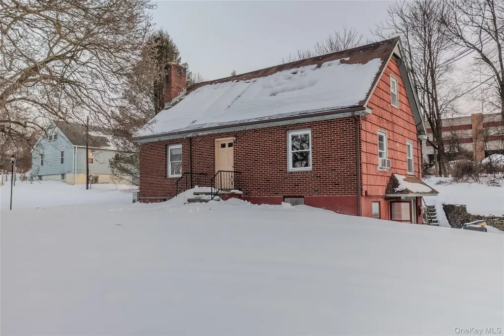 42 W Cedar Street Poughkeepsie NY 12601