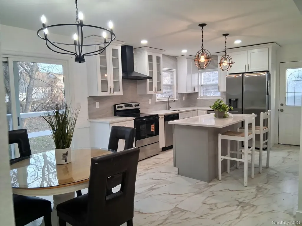 917 Sipp Avenue East Patchogue NY 11772
