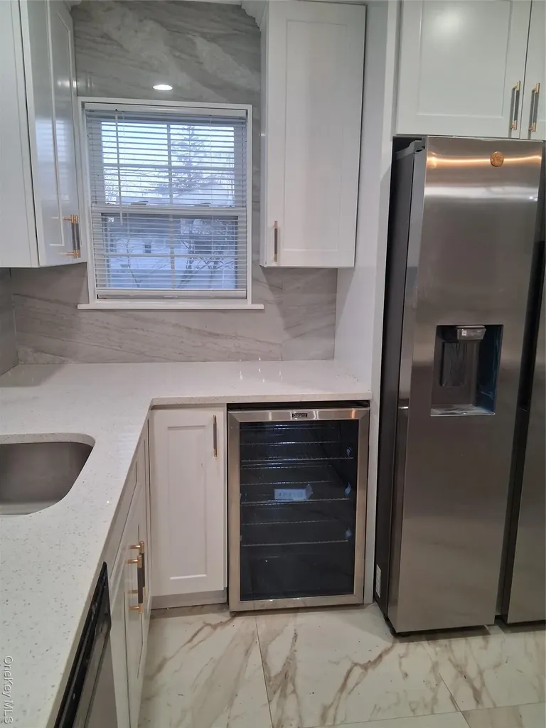 917 Sipp Avenue East Patchogue NY 11772