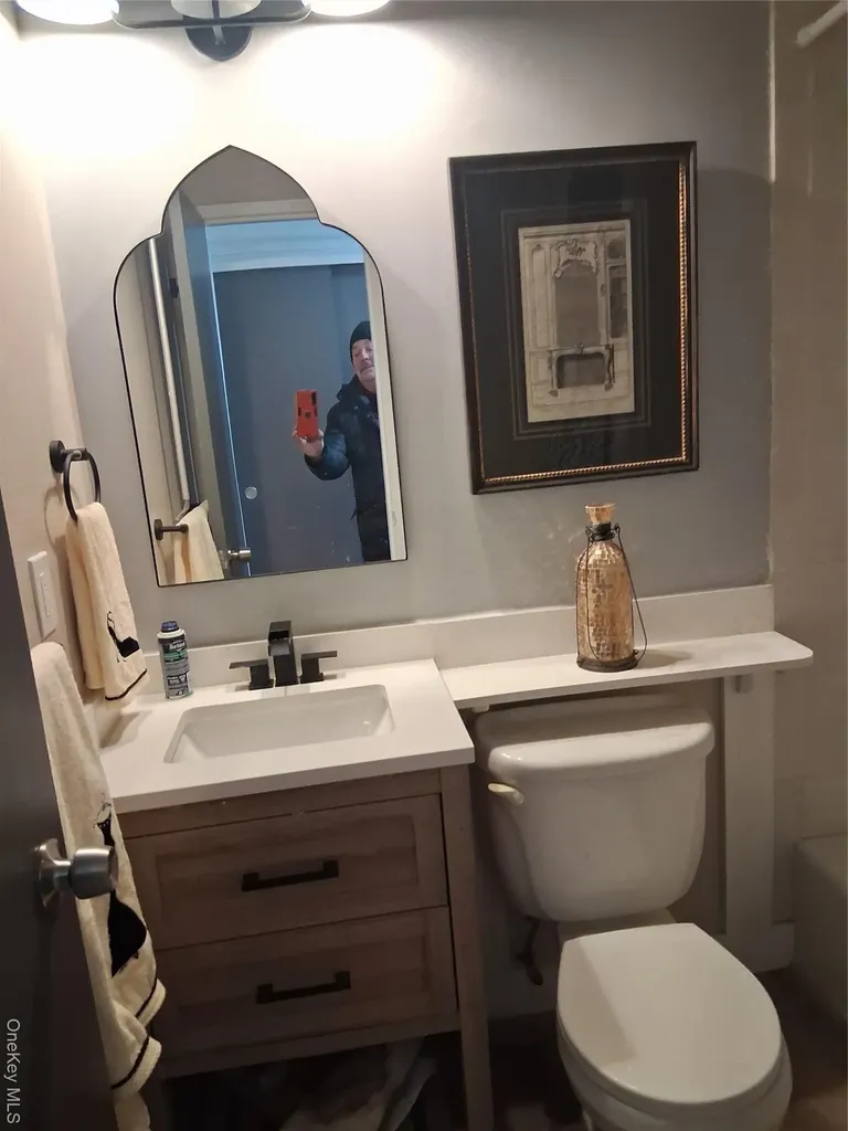 917 Sipp Avenue East Patchogue NY 11772