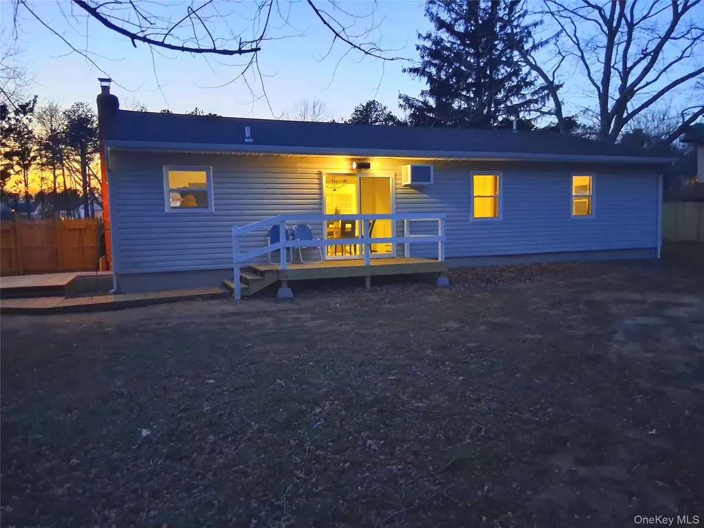 917 Sipp Avenue East Patchogue NY 11772