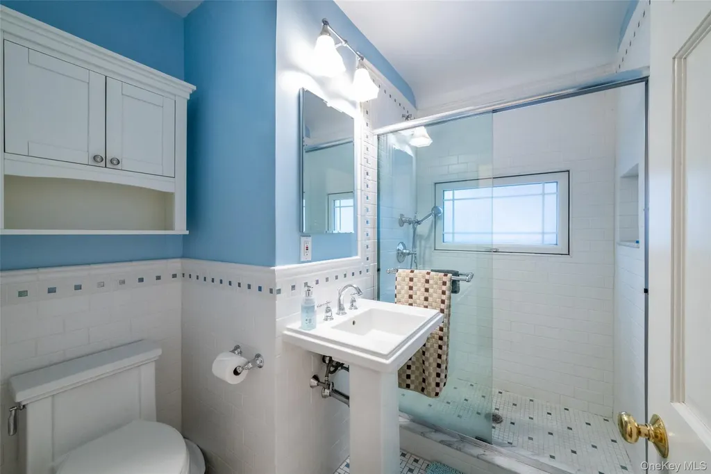 18 Bailey Place New Rochelle NY 10801