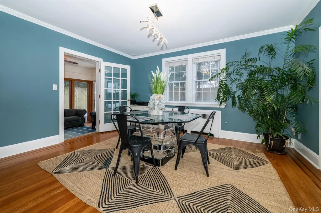 18 Bailey Place New Rochelle NY 10801