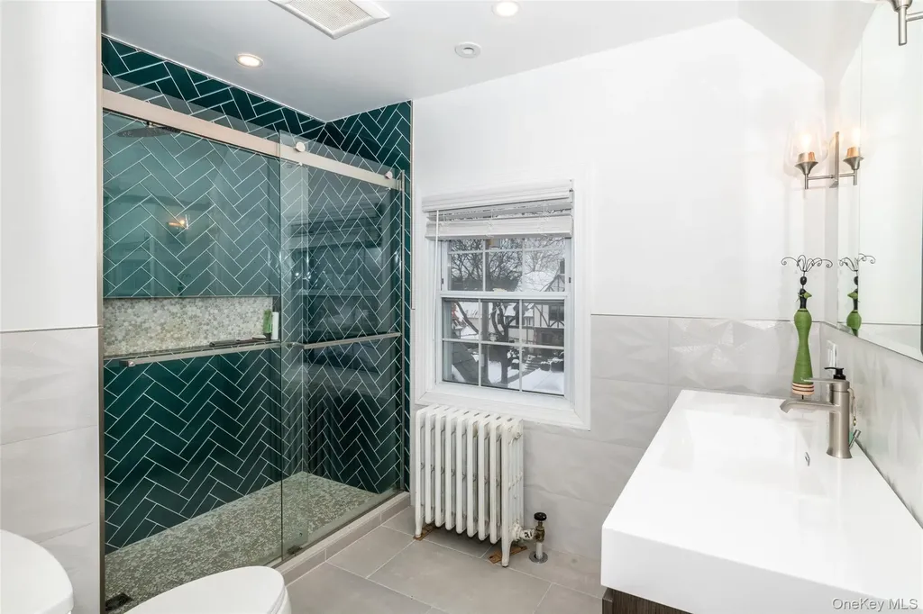 18 Bailey Place New Rochelle NY 10801
