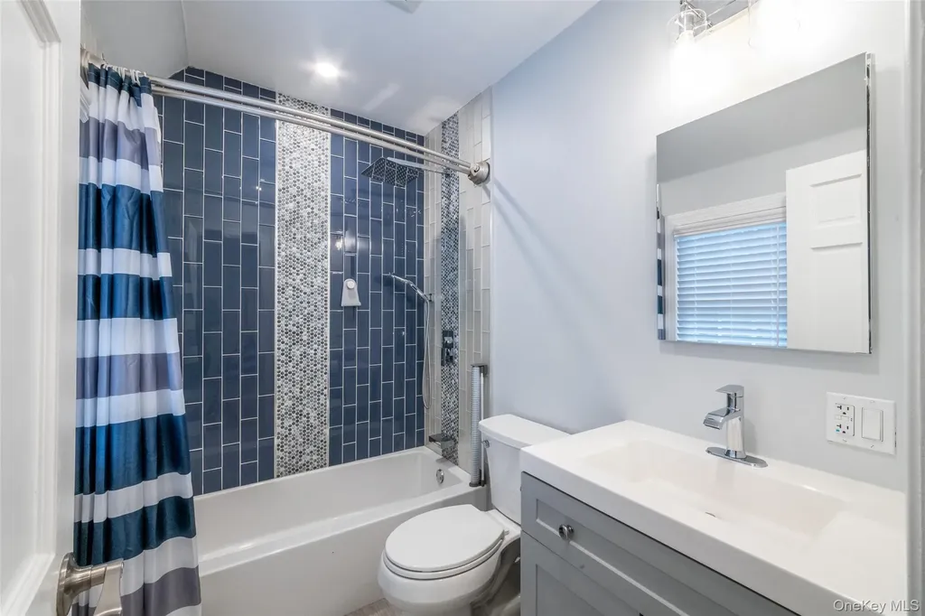 18 Bailey Place New Rochelle NY 10801