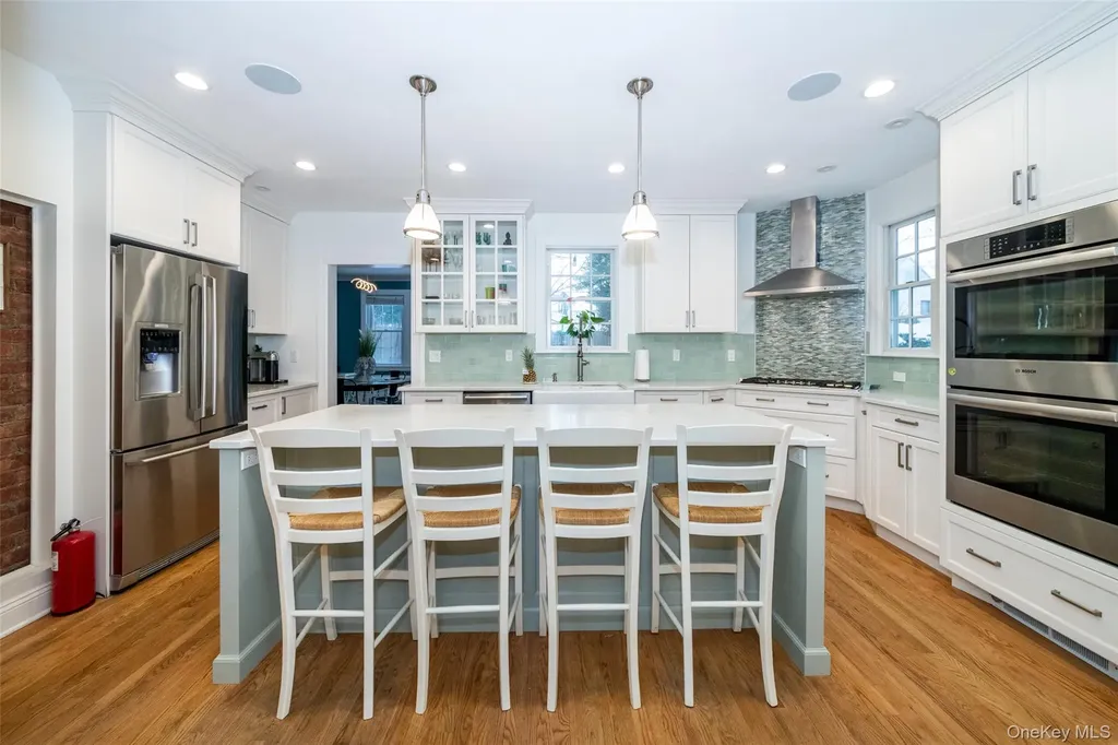 18 Bailey Place New Rochelle NY 10801