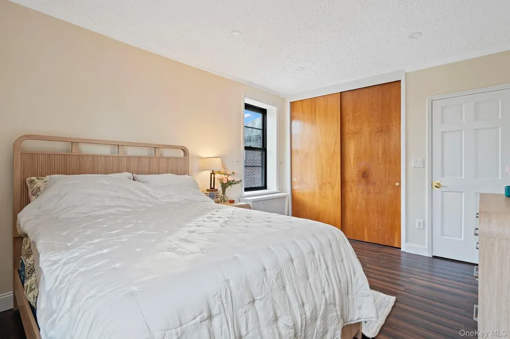 77-15 Ditmars Boulevard Astoria NY 11370