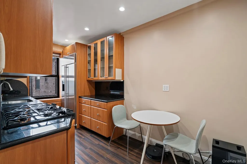 77-15 Ditmars Boulevard Astoria NY 11370
