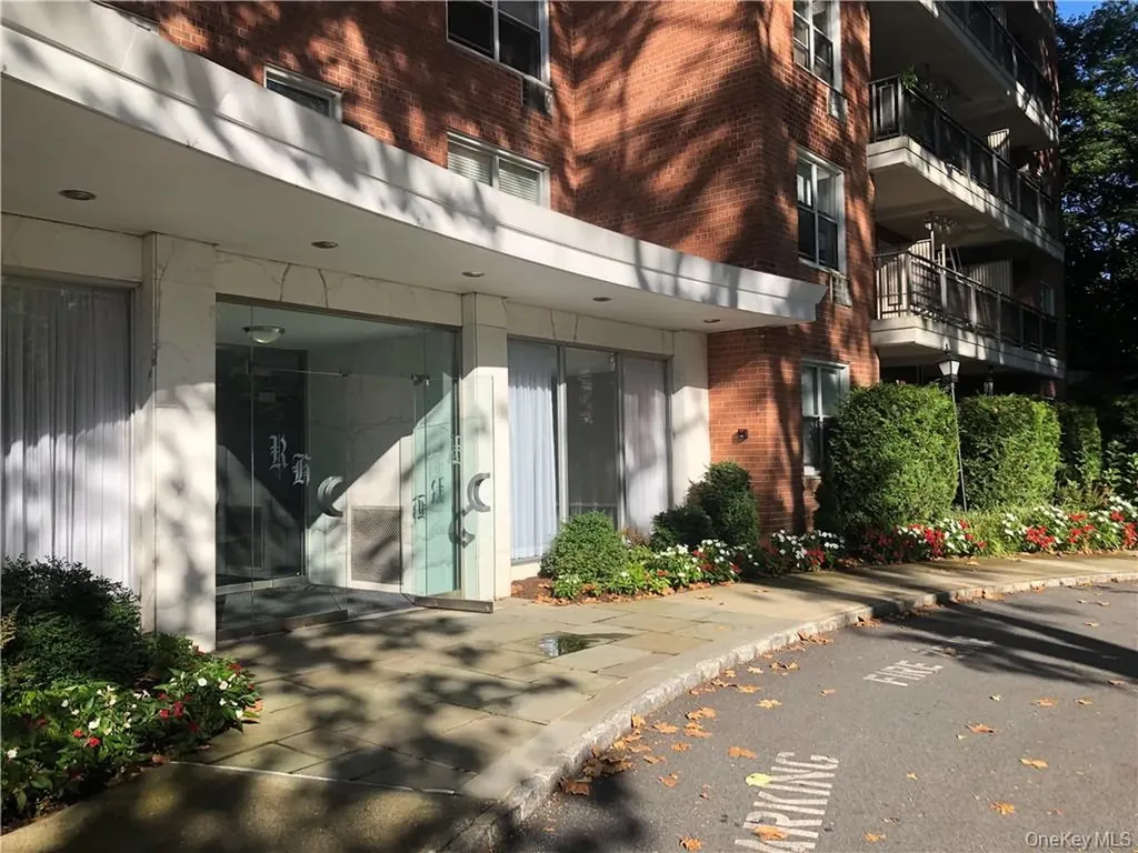 177 E Hartsdale Avenue Hartsdale NY 10530