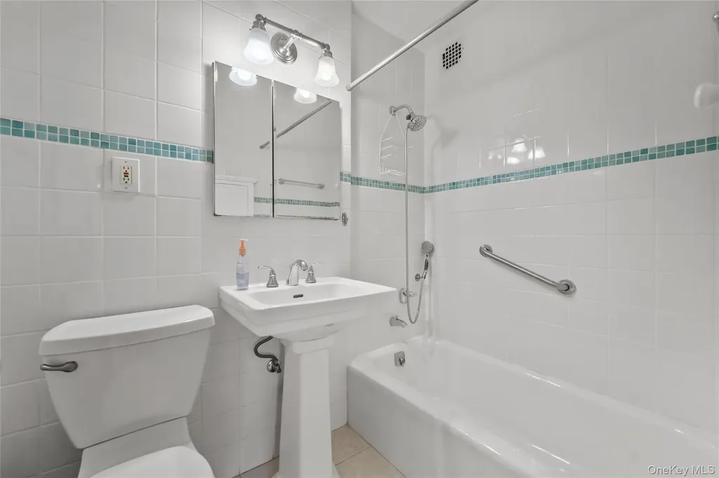 177 E Hartsdale Avenue Hartsdale NY 10530
