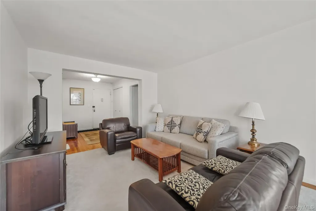 177 E Hartsdale Avenue Hartsdale NY 10530