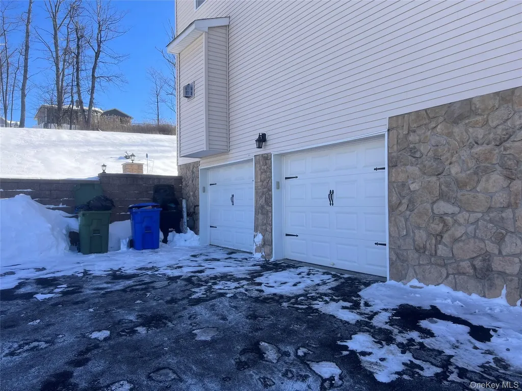 36 Highland View Place Middletown NY 10940