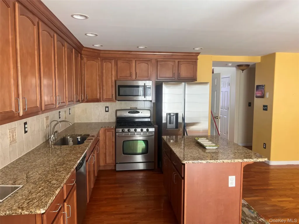 36 Highland View Place Middletown NY 10940