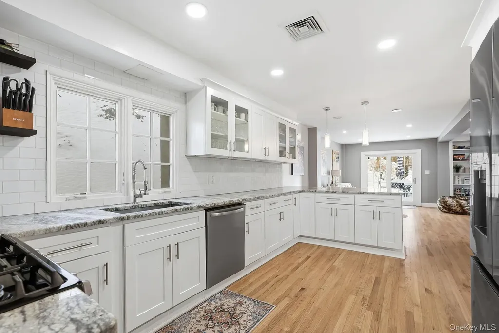 15 Beech Hill Road Scarsdale NY 10583