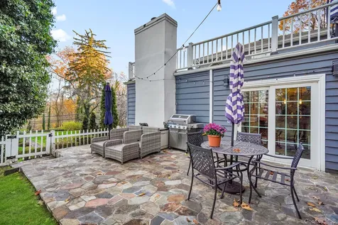 15 Beech Hill Road Scarsdale NY 10583