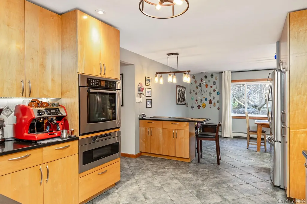 1 Cumberland Path Setauket NY 11733