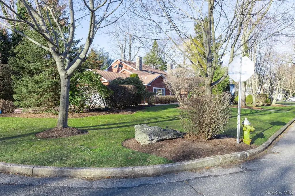 1 Cumberland Path Setauket NY 11733