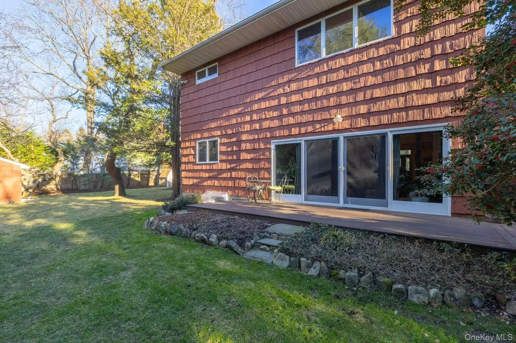 1 Cumberland Path Setauket NY 11733