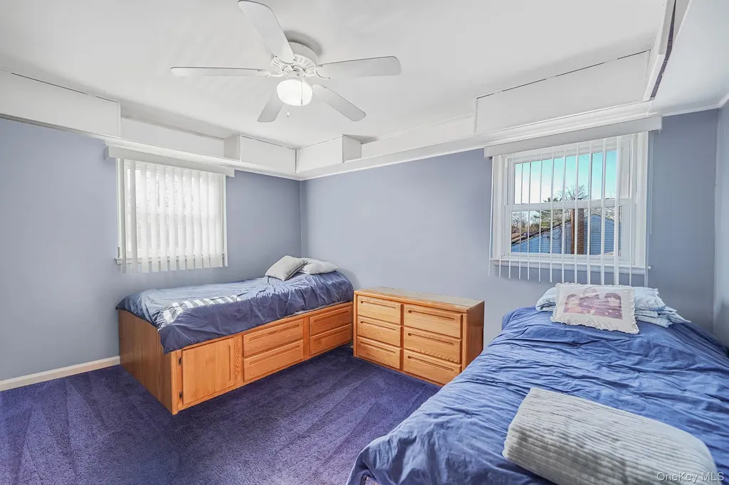 7 Marlowe Place Greenlawn NY 11740
