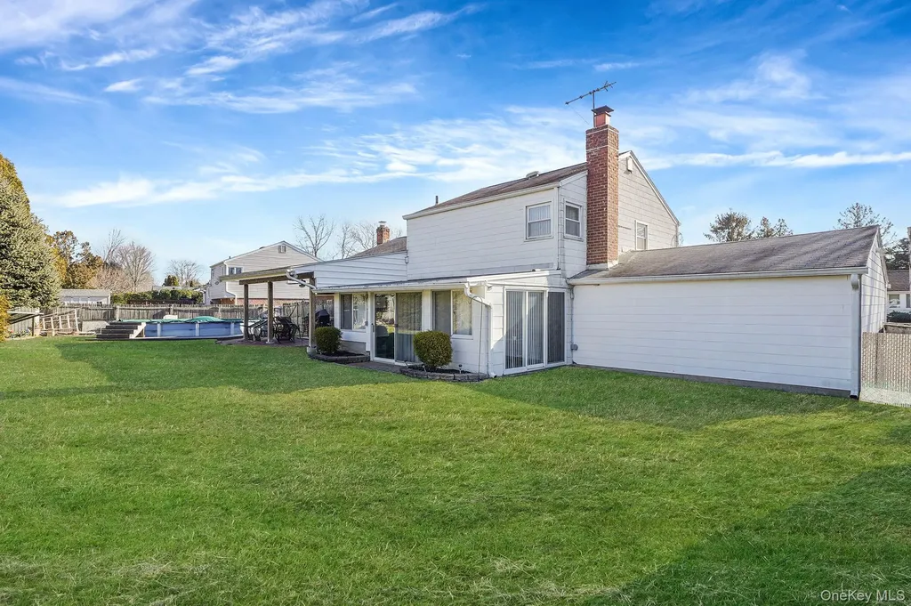 7 Marlowe Place Greenlawn NY 11740