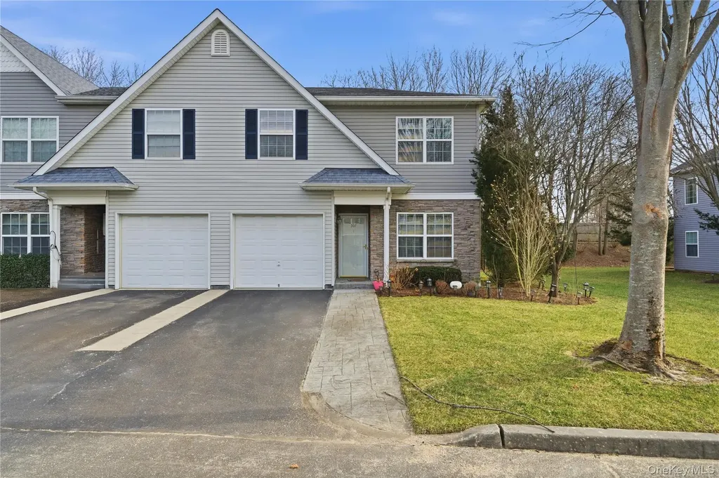 307 Medea Way Central Islip NY 11722