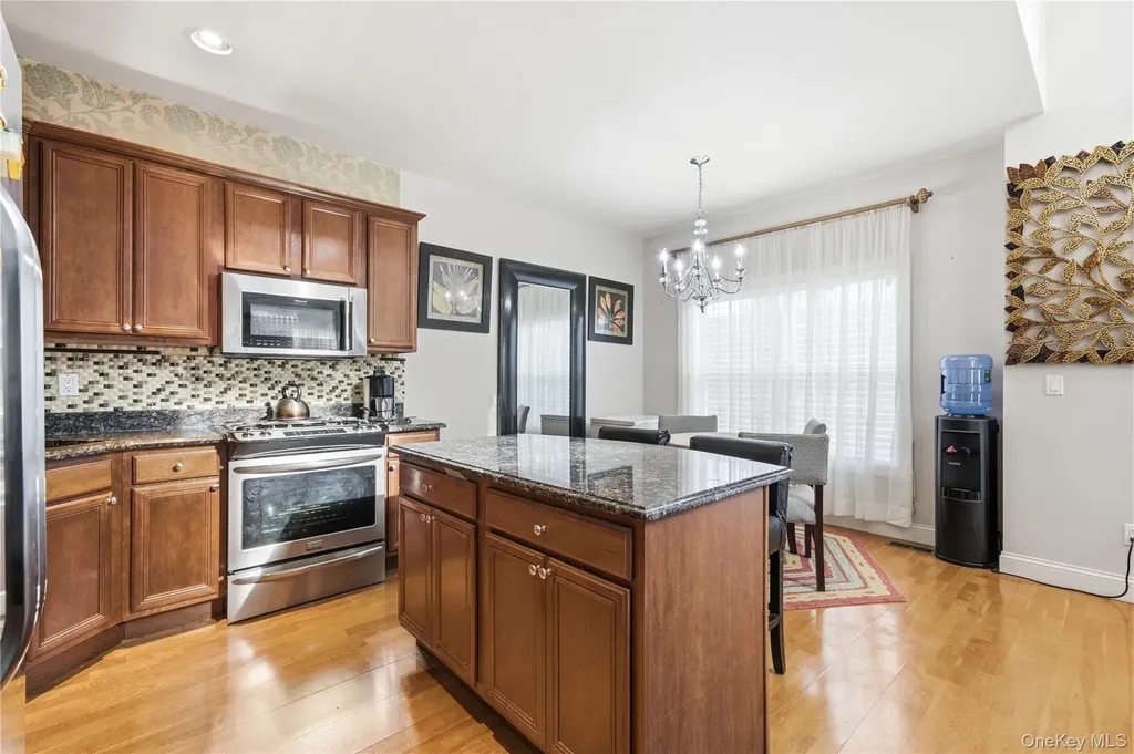 307 Medea Way Central Islip NY 11722