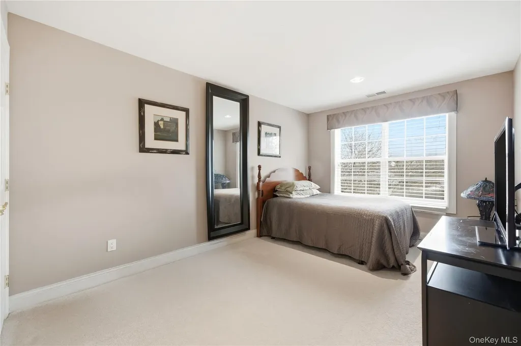 307 Medea Way Central Islip NY 11722
