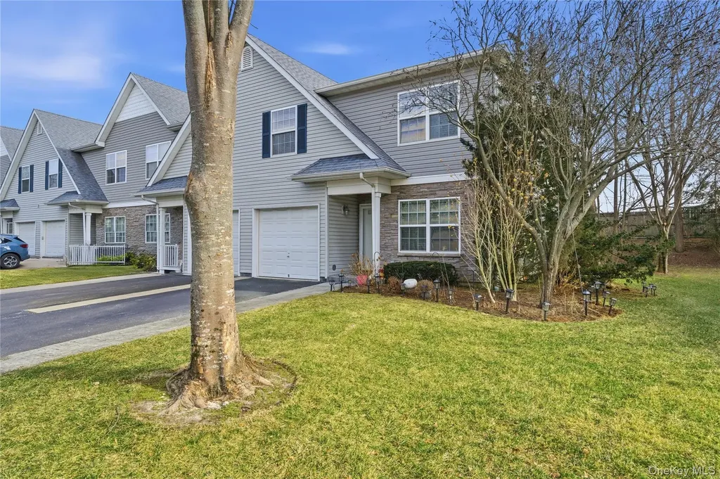 307 Medea Way Central Islip NY 11722