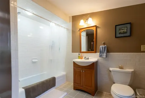 70 Camp Drive Rhinebeck NY 12572