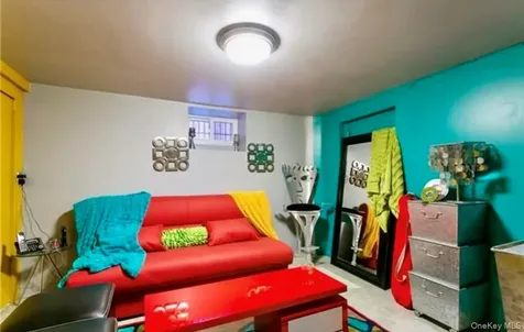 133 W 195th Street Bronx NY 10468