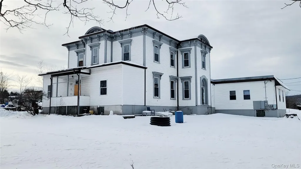 1 Mills Place Milton NY 12547