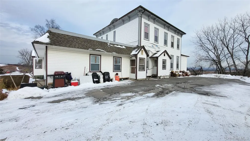 1 Mills Place Milton NY 12547