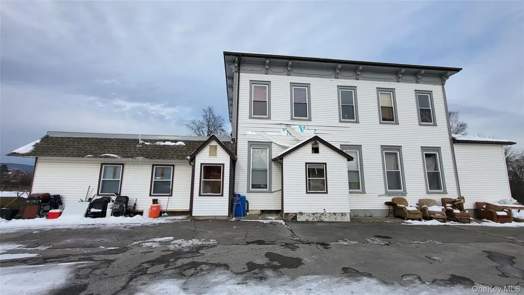 1 Mills Place Milton NY 12547