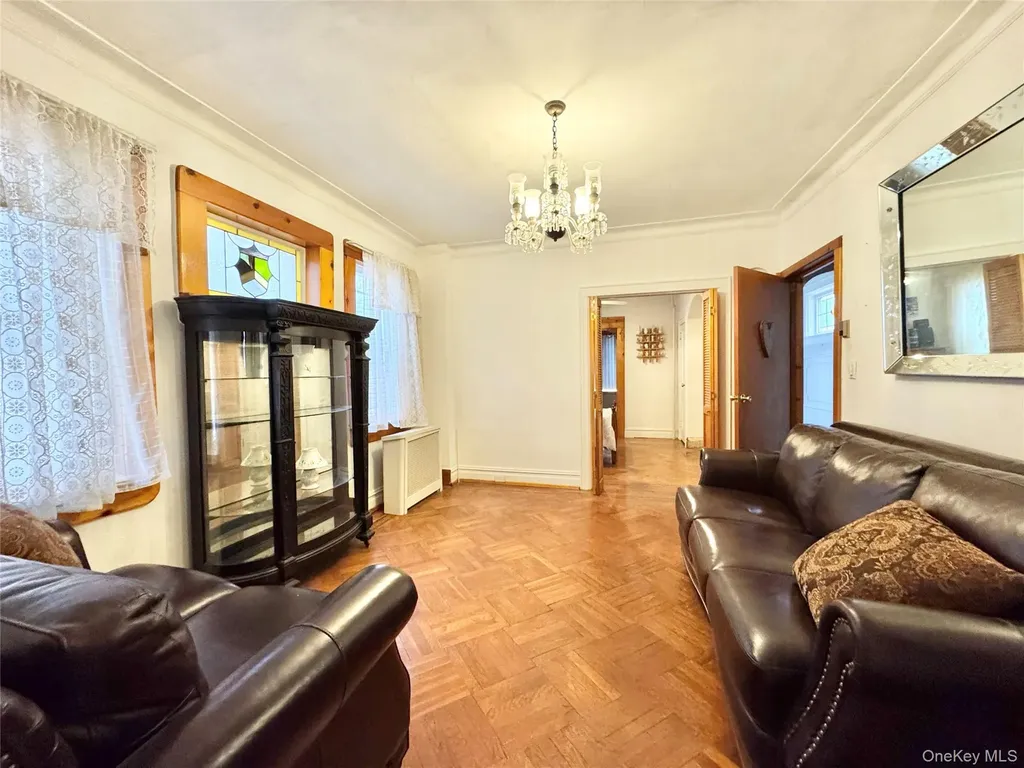 2037 149th Street Whitestone NY 11357