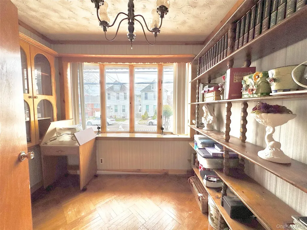 2037 149th Street Whitestone NY 11357