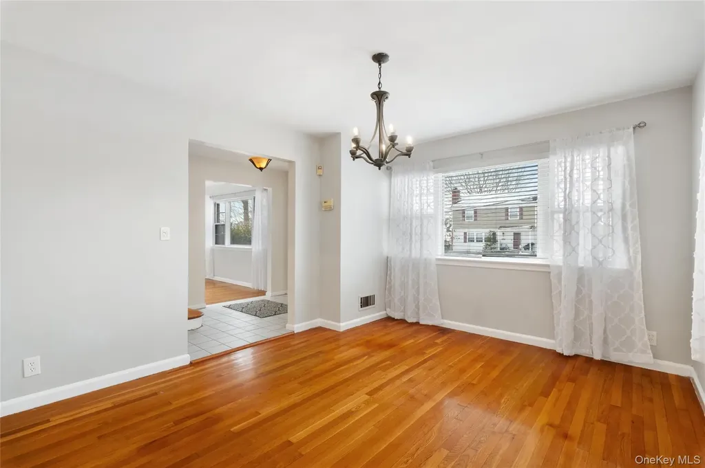 48 Madison Road Scarsdale NY 10583