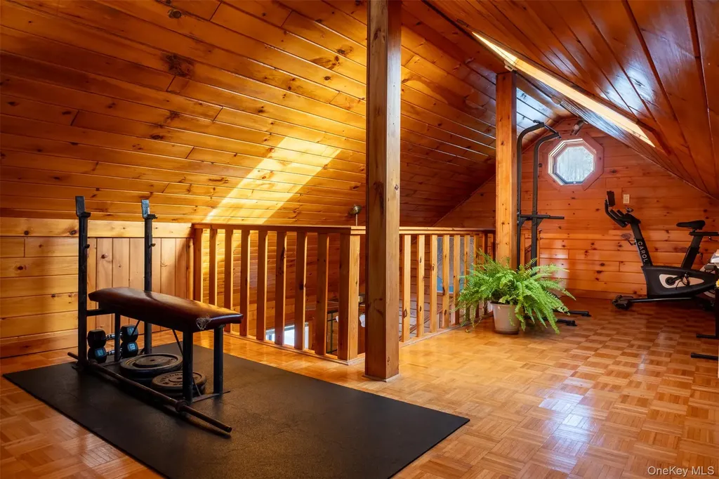81 Macdougal Road Roscoe NY 12776