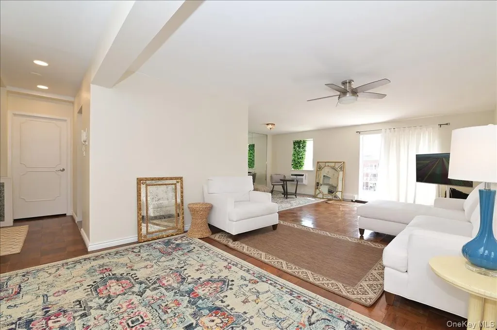320 E Shore Road Great Neck NY 11023