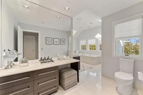 1 Grand Park Avenue Scarsdale NY 10583