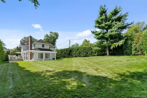 1 Grand Park Avenue Scarsdale NY 10583