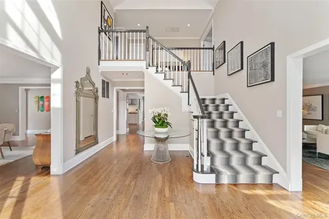 1 Grand Park Avenue Scarsdale NY 10583