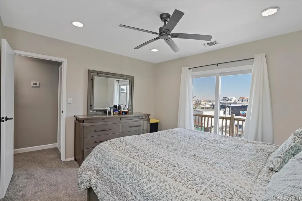 825 S Ocean Avenue Freeport NY 11520