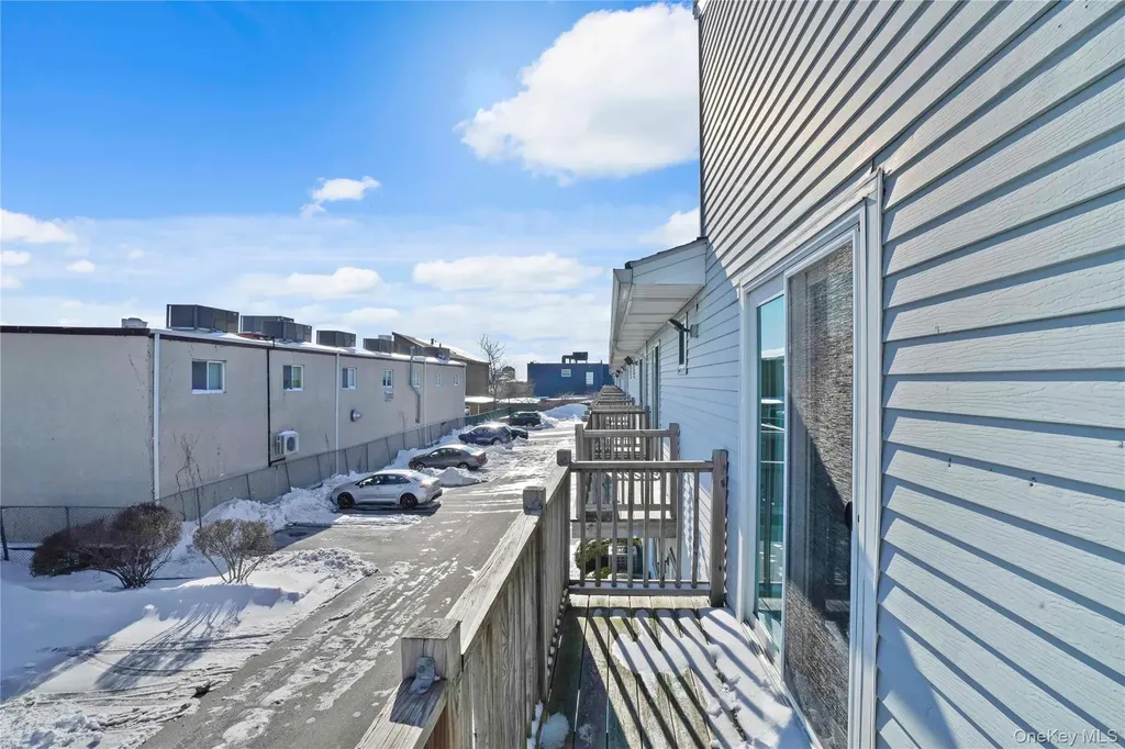 825 S Ocean Avenue Freeport NY 11520